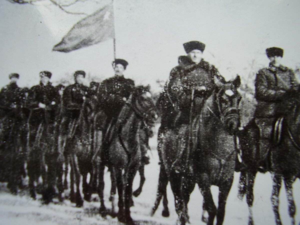 Казаки в берлине фотографии