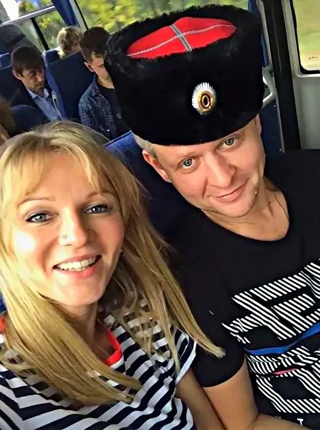 Андрей гульнев с женой фото