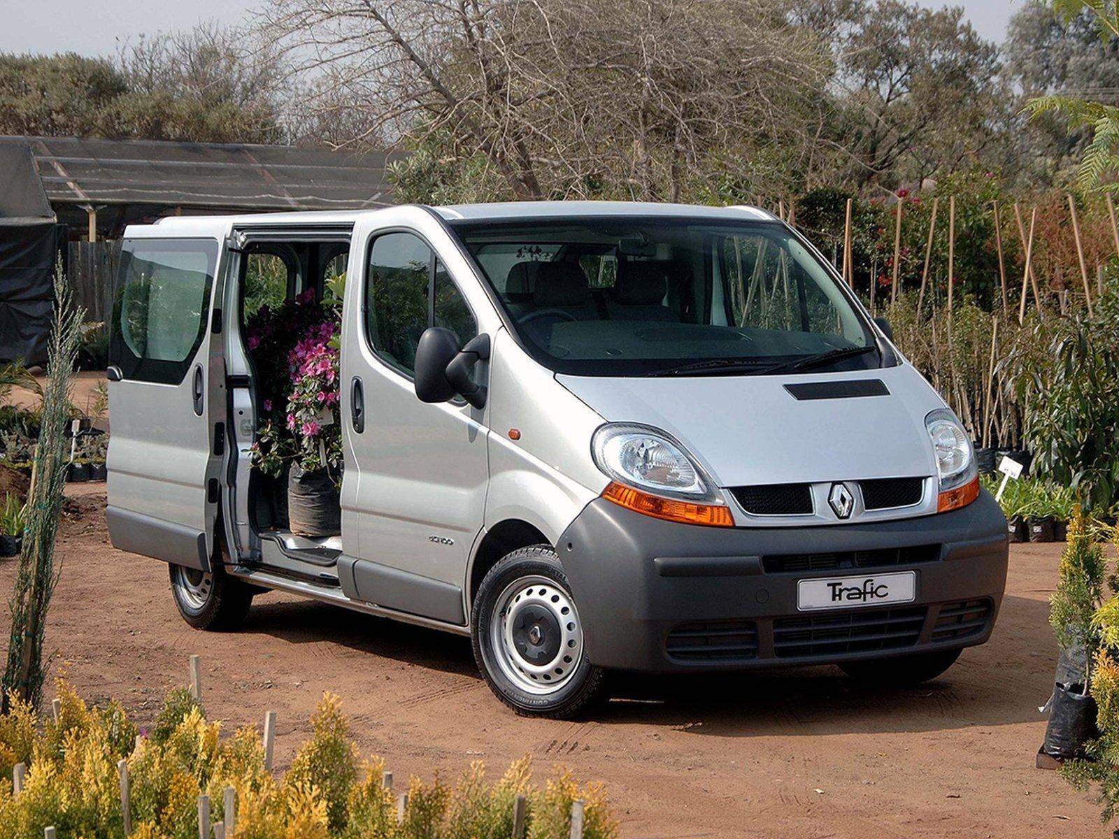 Фото renault trafic