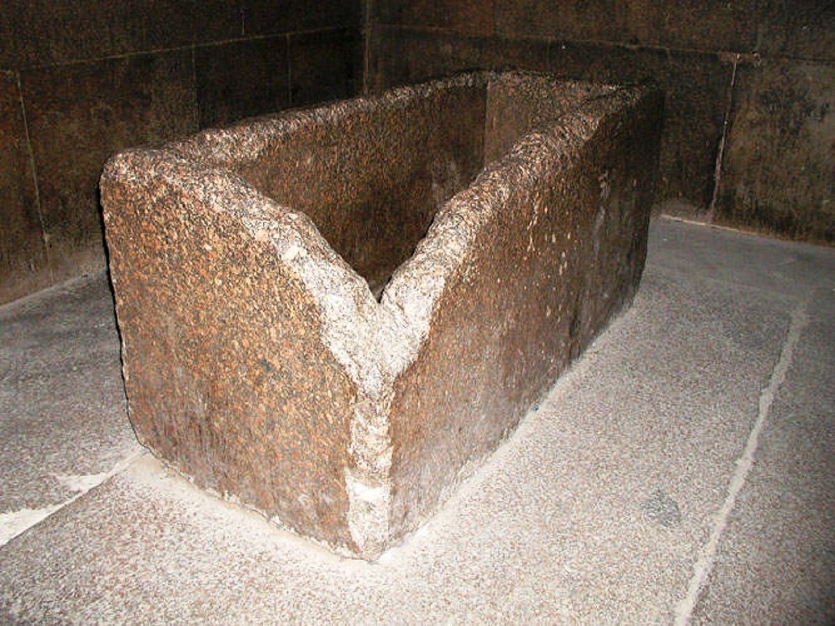 камера царицы в пирамиде