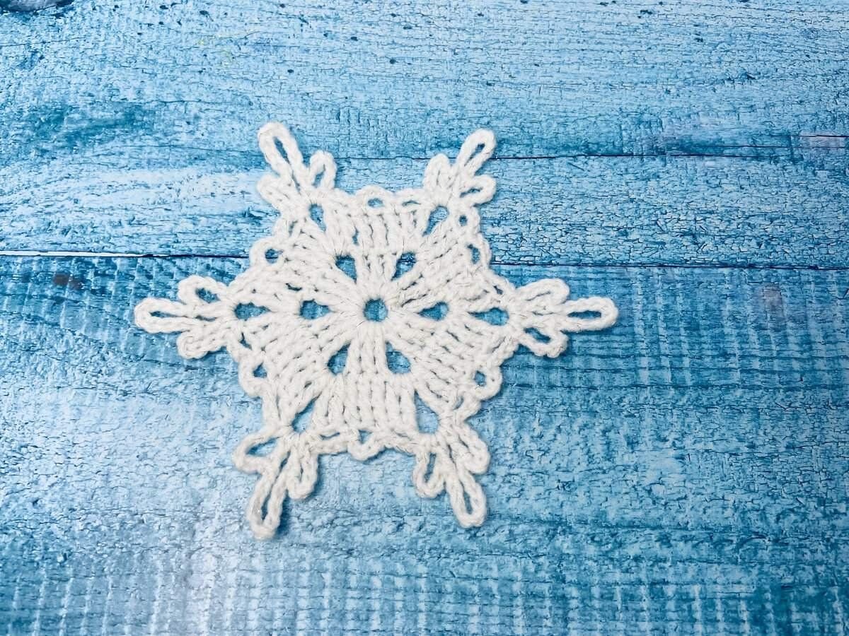 8 снежинок. Снежинки 8 шт. Снежинки голубые. Снежинка 8. Stl модель снежинки.