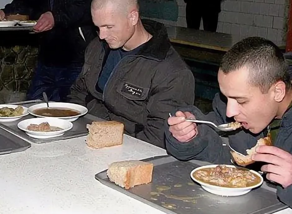 Голодные зеки. Еда в российских тюрьмах. Столовая в тюрьме. Еда в тюрьме России. Еда в колонии России.