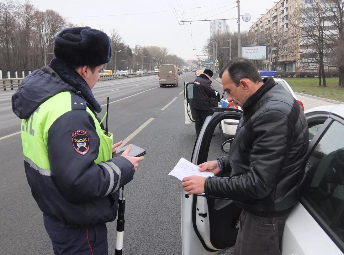 Кого гаишники боятся останавливать