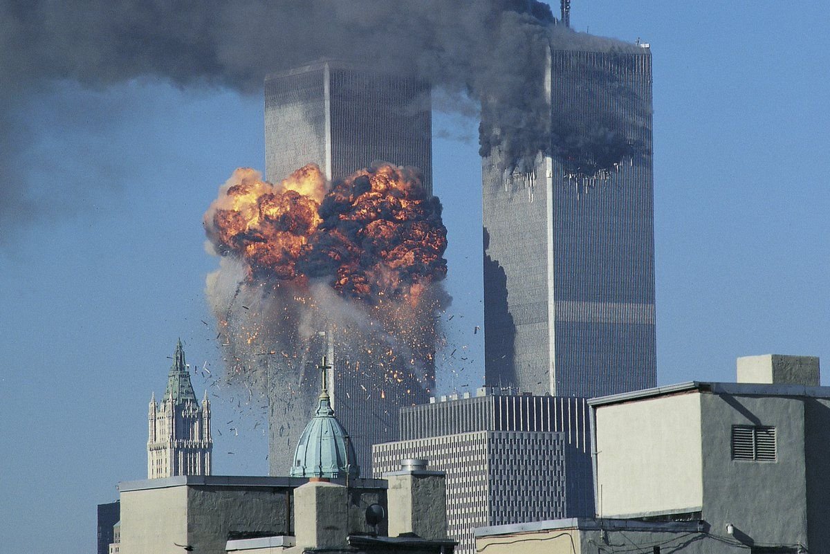 фотография падающий человек 11 сентября