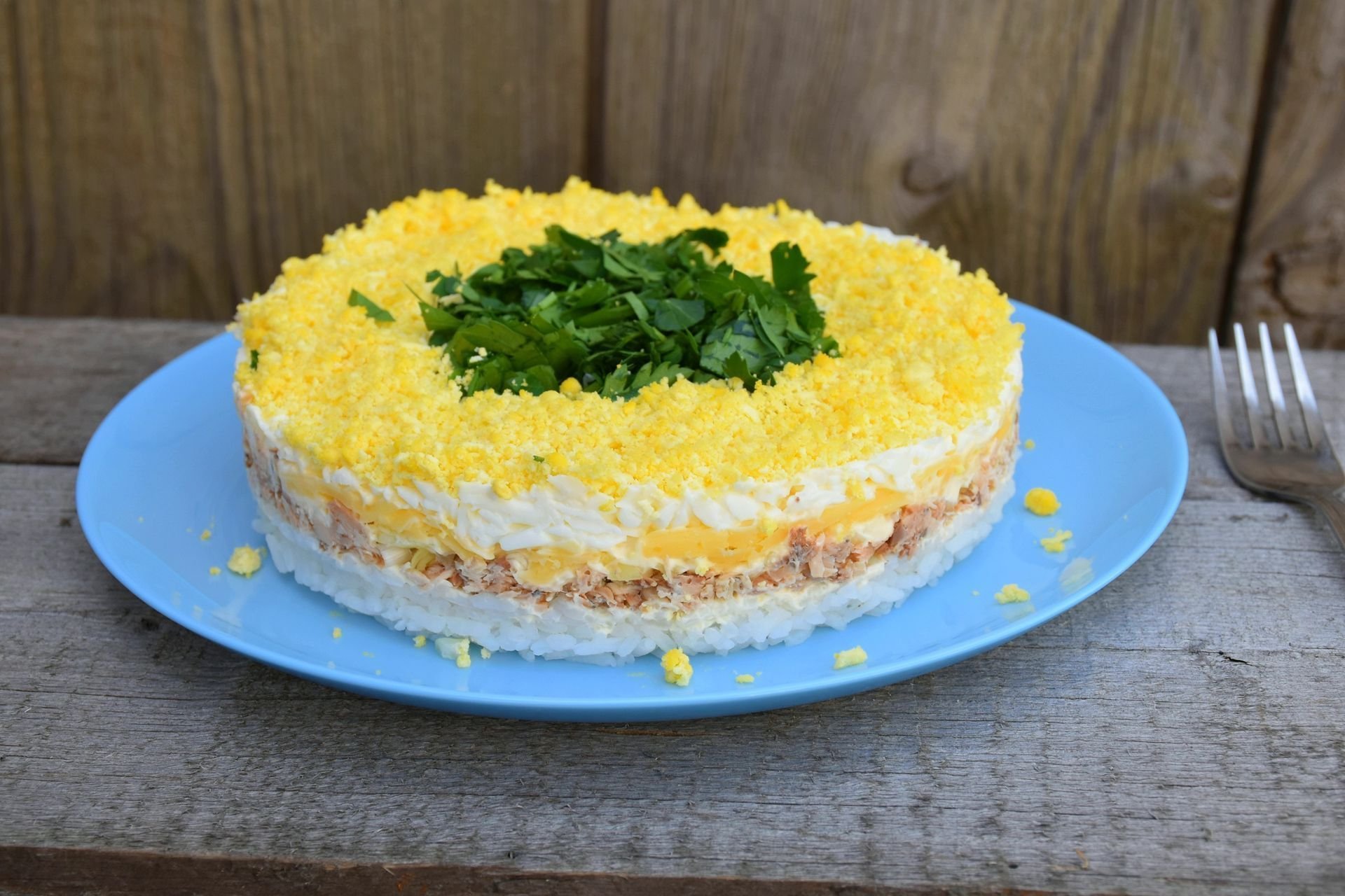 Салат мимоза с рыбными консервами классический рецепт и сыром без картошки пошаговый фото маслом