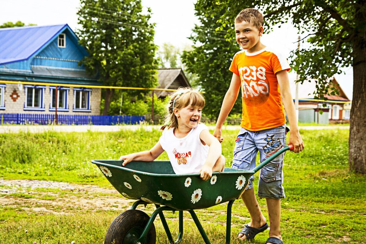 Дети и дача картинки
