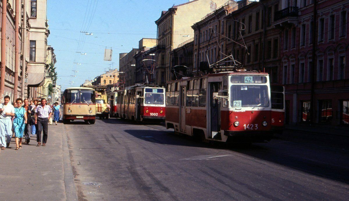 Санкт петербург 90. Санкт-Петербург 1995 год. Ленинград 1995 год. Санкт Петербург 1992. Петербург 1992 год.