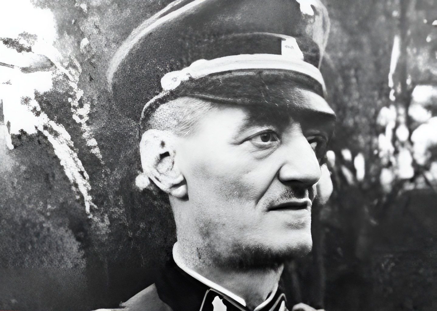 Отто дирлевангер. Оскар пауль дирлевангер преступления. Оскар пауль дирлевангер оберфюрер сс. Оскар дирлевангер. Зондеркоманда дирлевангера.