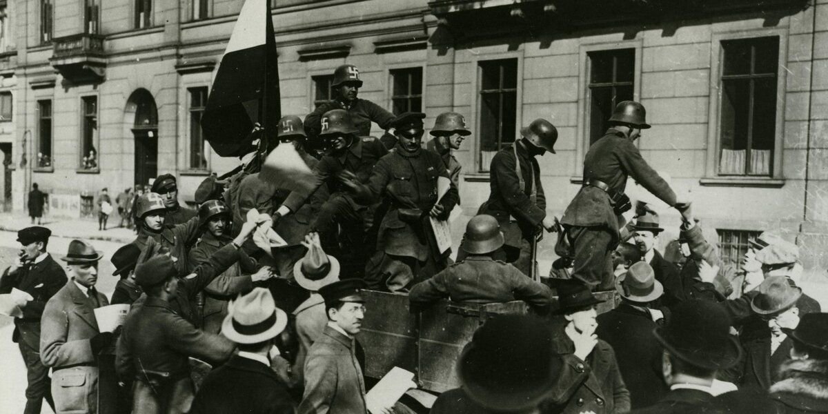 Перед второй мировой войной. Пивной путч в Мюнхене 1923. Гитлер пивной путч. 1923 Г. – пивной путч в Мюнхене.. Гитлер Капповский путч.