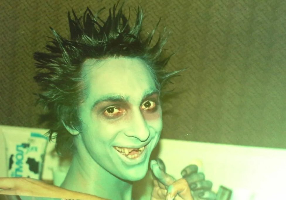 Как горшок лишился. Михиал юрьевич горшенёв. Как горшок лишился. Как горшок лишился. Горшенев король и шут.