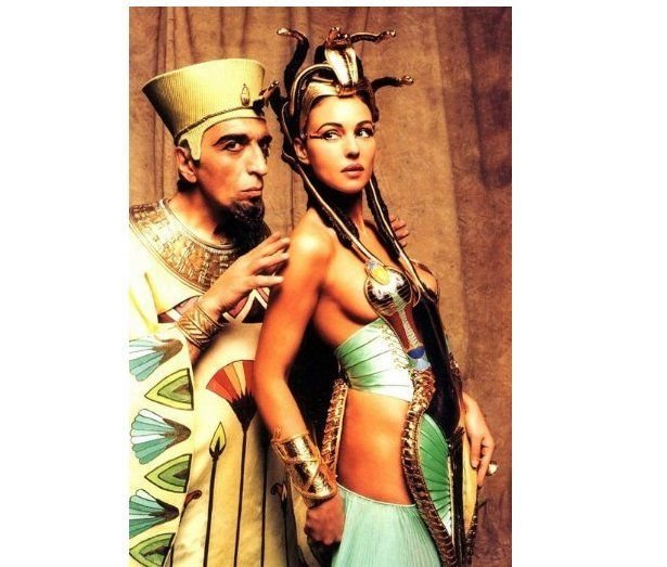Египетские фараоны на ком женились. Фараон женат. Жена фараона когда поженились. Музыкант фараон женился.