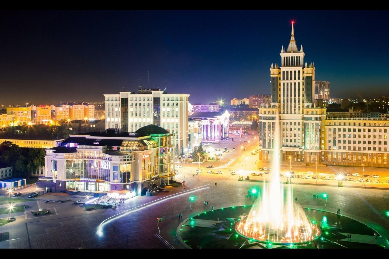 Сарайск. Столица Мордовии Саранск. Площадь тысячелетия Саранск. Площадь 1000 летия Саранск. Саранск площадь города.