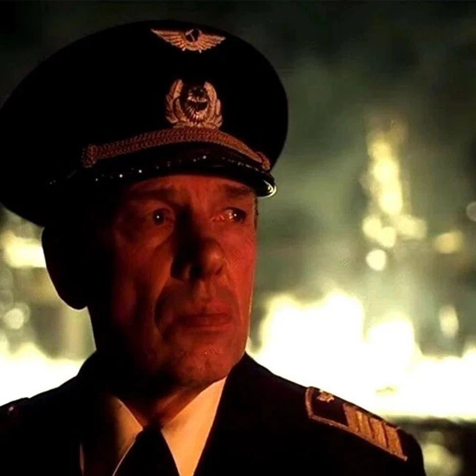 актер экипаж старый. экипаж фильм 1979 леонид филатов. экипаж кино 1979. актер экипаж старый. филатов экипаж фото.