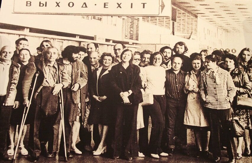 ссср репатрианты израиль. советские эмигранты. дэвид тёрнли 1988. советские эмигранты. ссср репатрианты израиль.