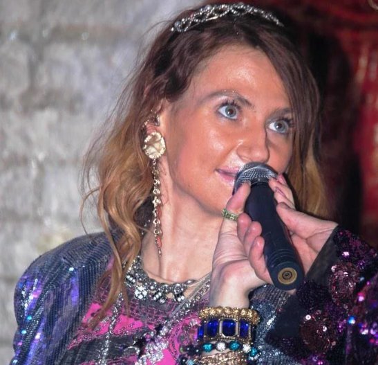 У Волочковой проблемы! Фрик-дива Света Яковлева "взорвала" метро нелепыми выходк