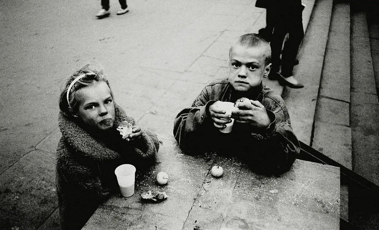 Поколение 90-х годов. Россия 90-х. Потерянное поколение. 90е эдит. Потерянные 90.