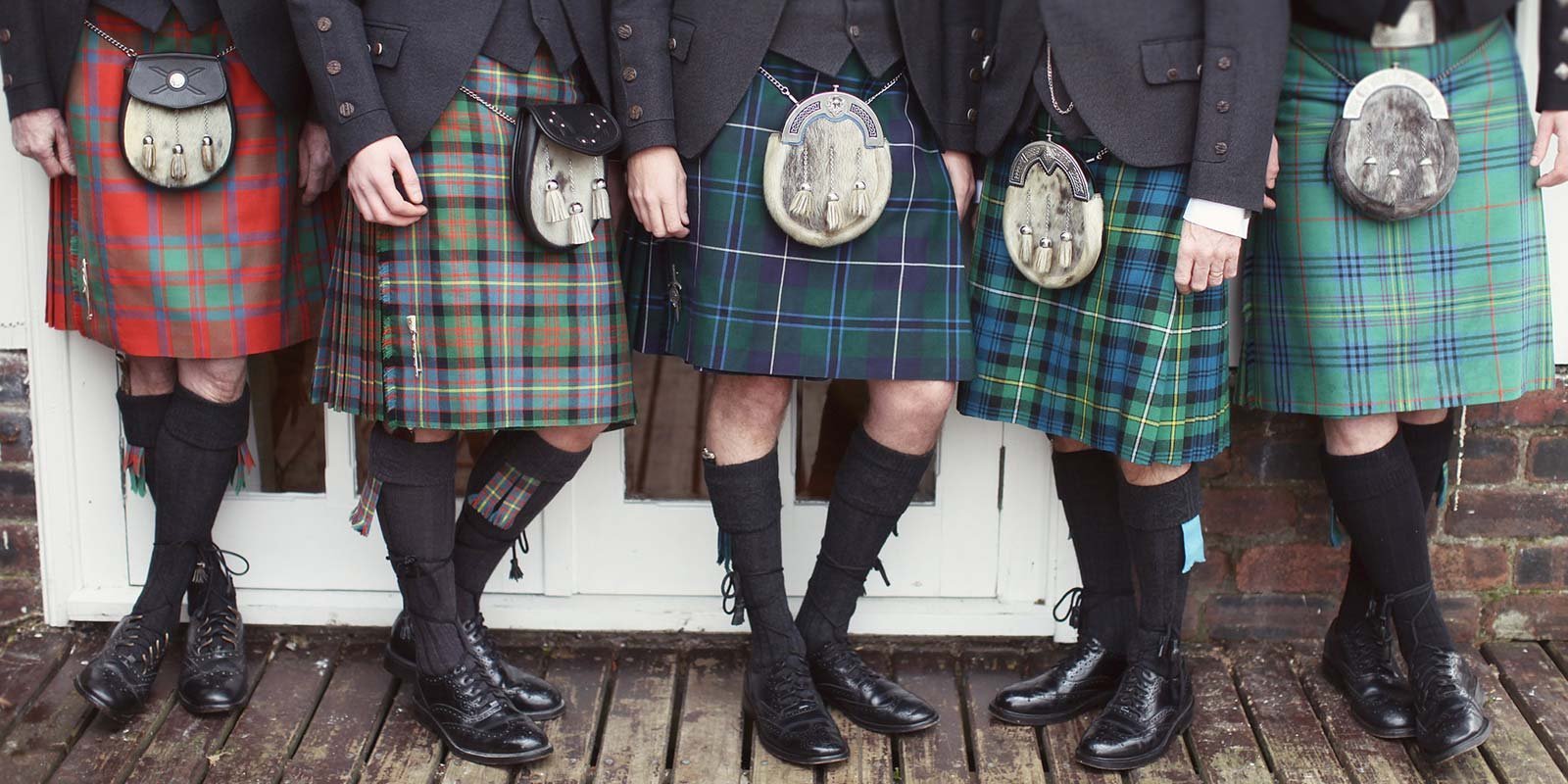 Шотландские мужчины в юбках