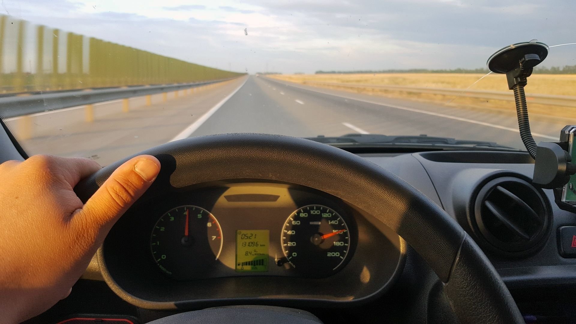 За рулем Гранта 200км