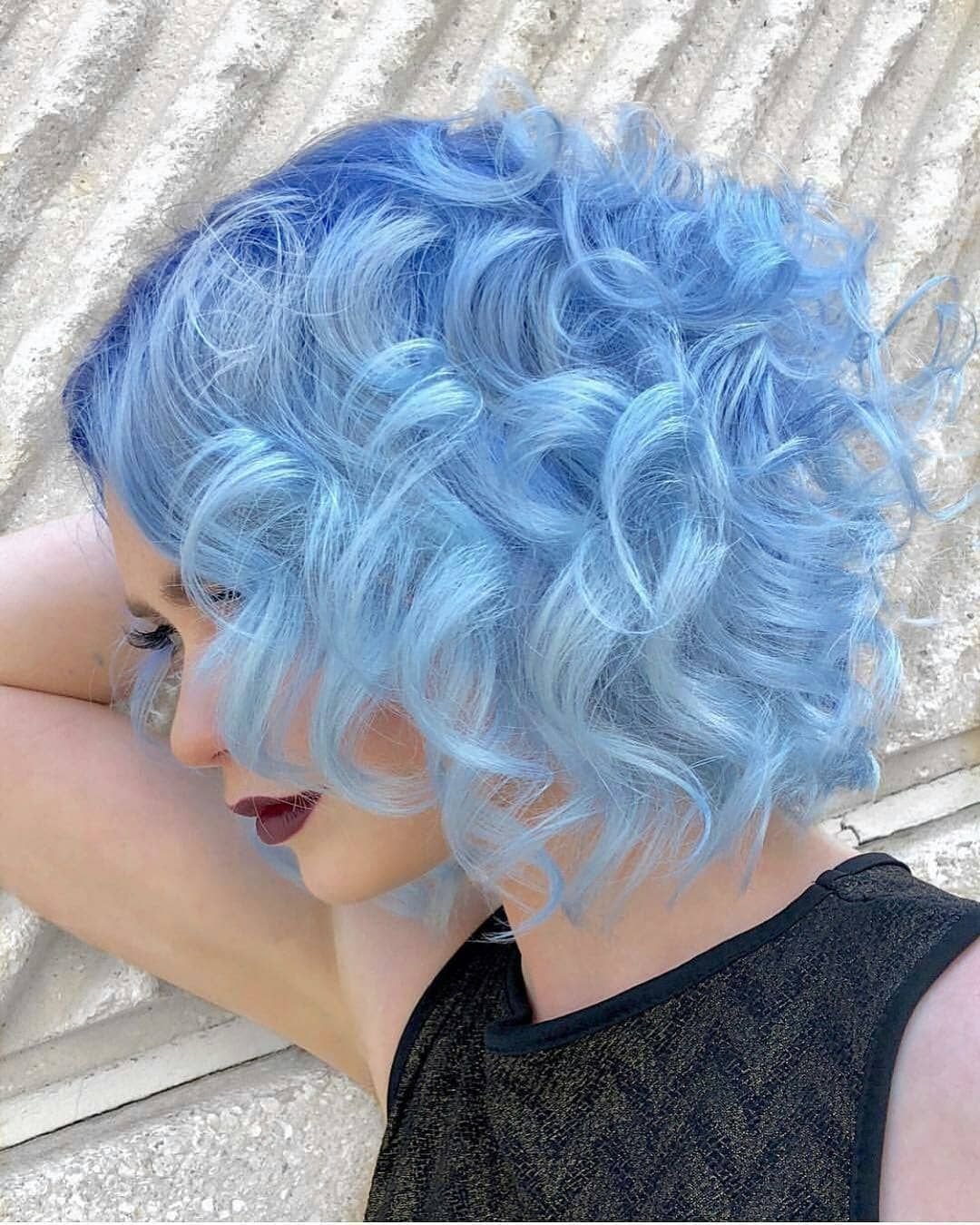 Скай Блю цвет на волосах