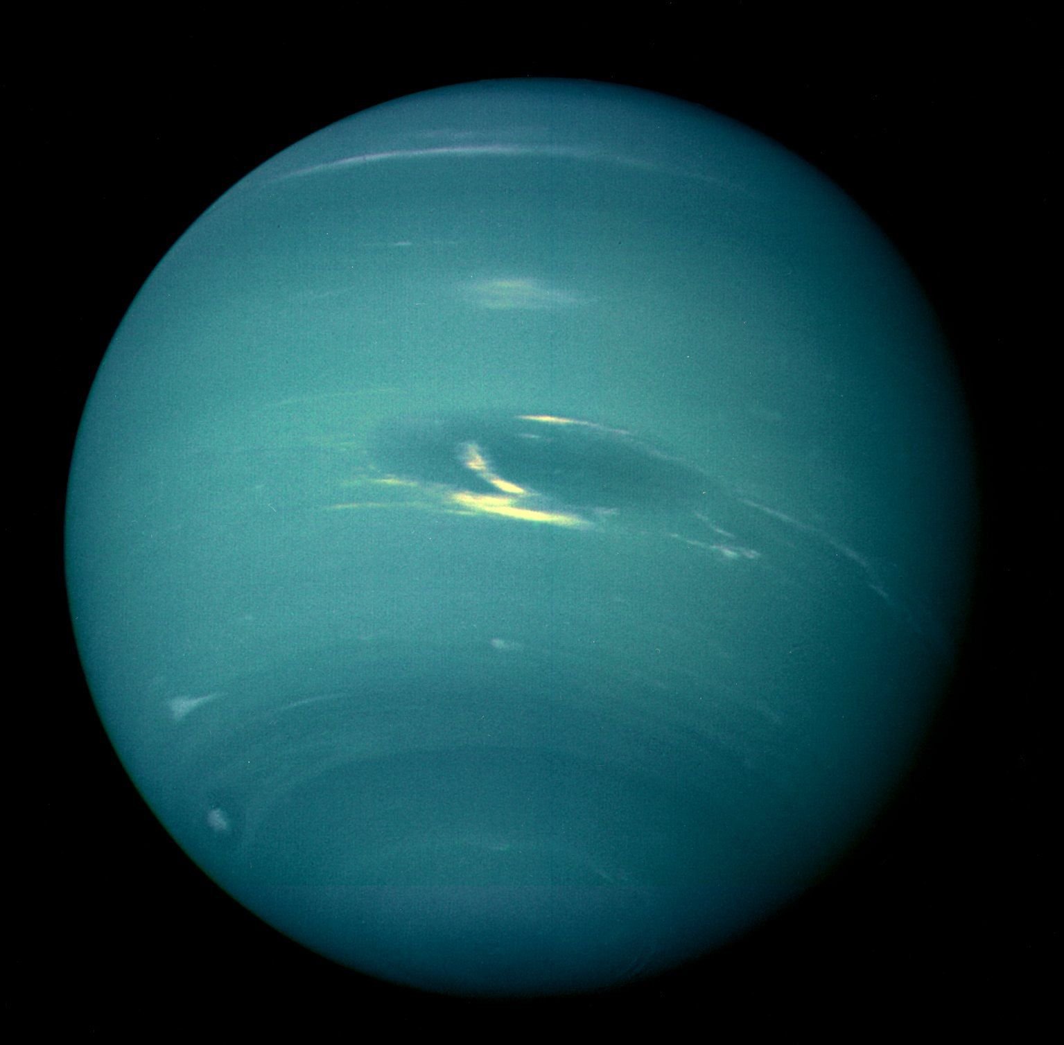 Маленький нептун. Планета Нептун Вояджер 1989. Вояджер 2 Нептун. Вояджер снимки Нептуна. Снимок Нептуна Вояджер 2.