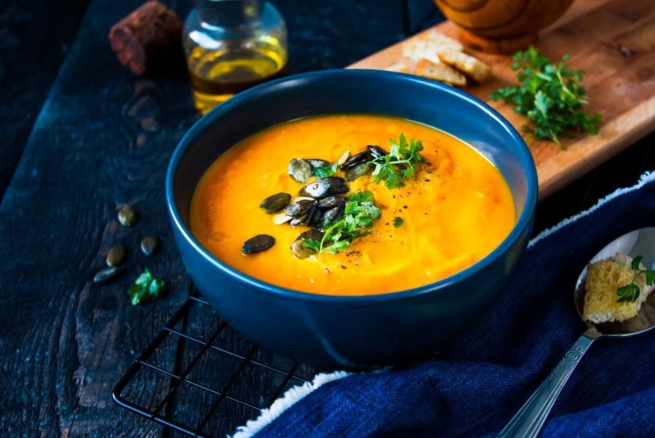Вкусный суп пюре из тыквы рецепты. Тыквенный крем суп. Тыквенно-чечевичный суп-пюре. Суп султанка тыквенный. Крем суп из тыквы.