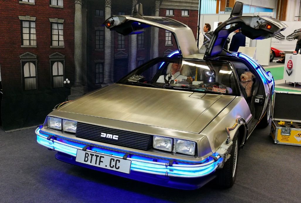 DELOREAN DMC 12 РЅРѕРІС‹Р№