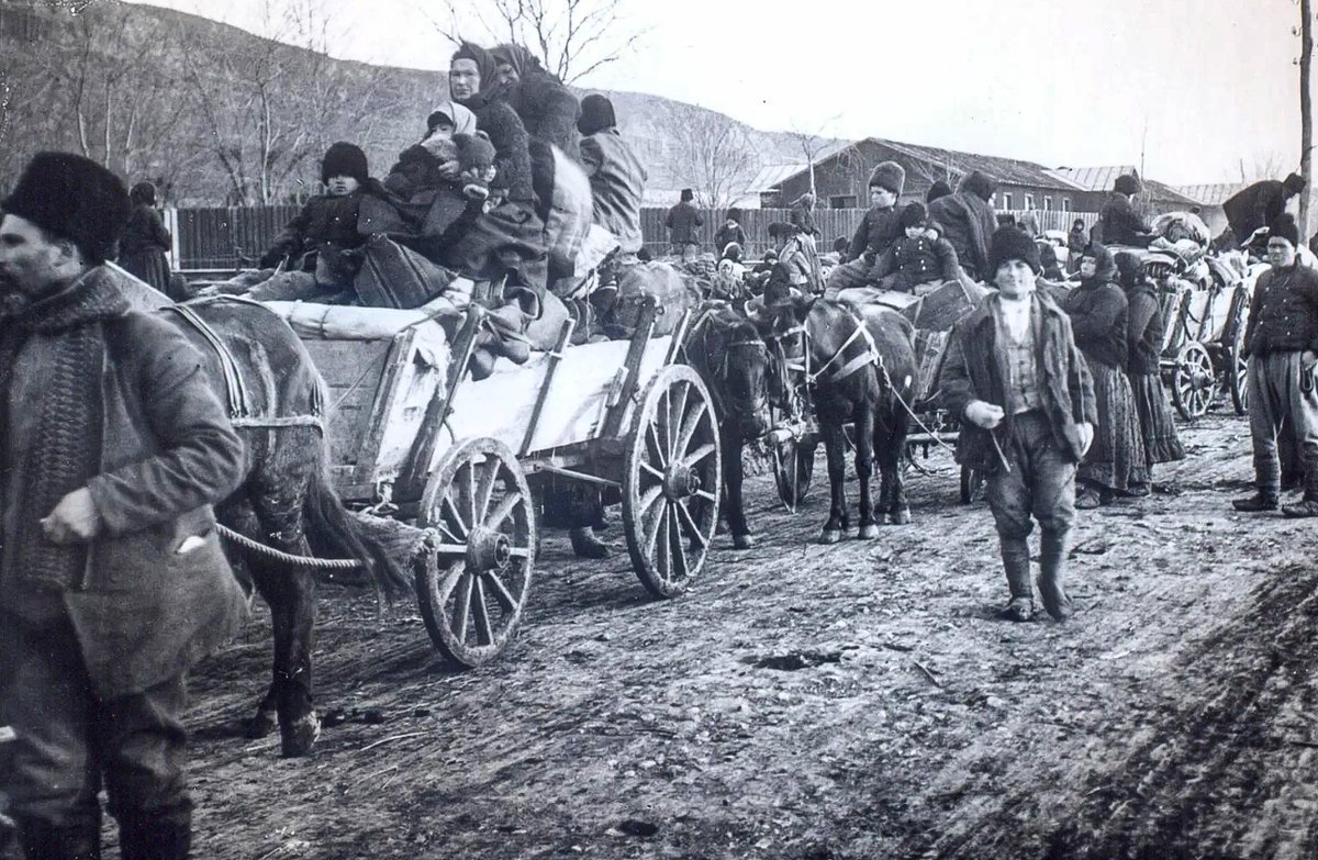 Первые проблемы. Раскулачивание крестьян 1918. Столыпин раскулачивание. Крестьяне 1918. Бессарабия 1920.