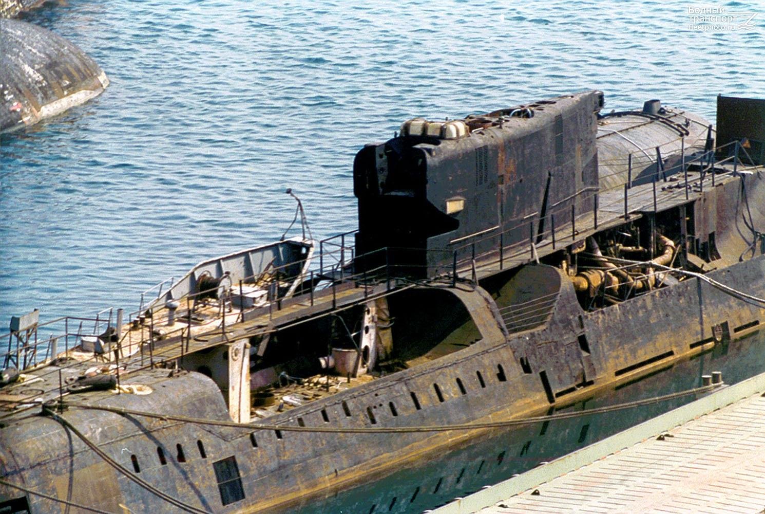Чажма. Бухта Чажма подводная лодка. Атомная подводная лодка к-431. Проект 675 подводная лодка.