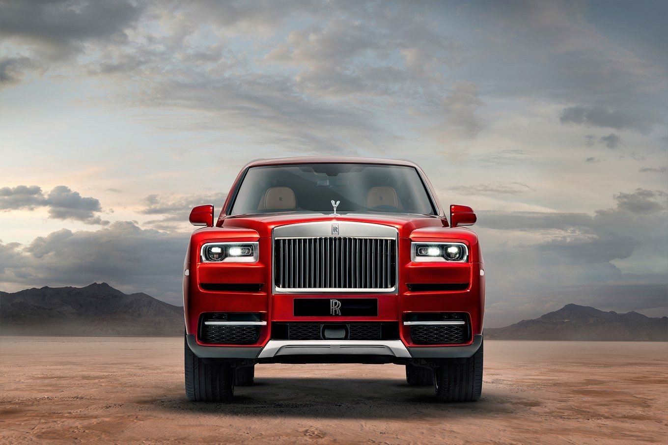 Кроссовер Rolls Royce Cullinan