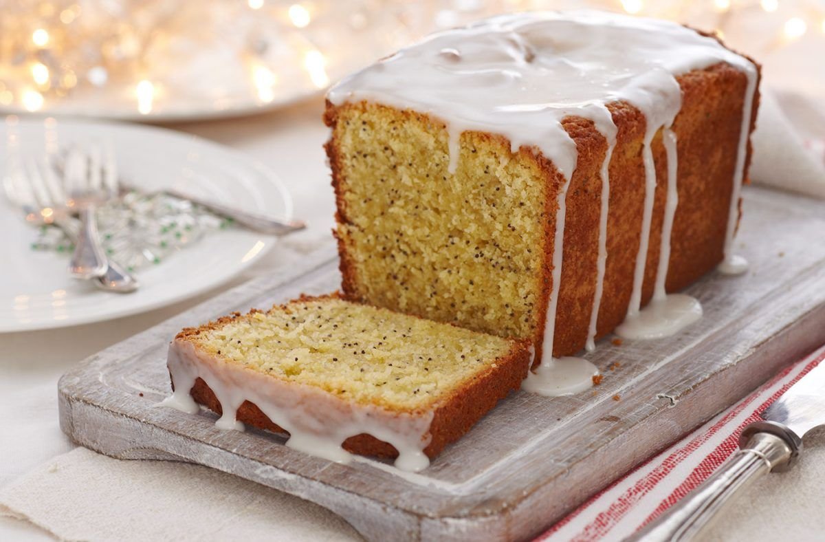 Lemon drizzle Cake