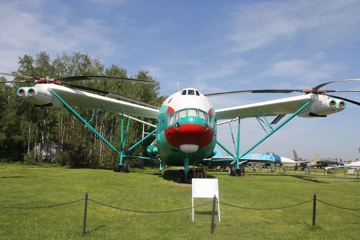 Ми 12. Ми-12 вертолёт. Вертолет в Монино самый большой. Грузовой вертолёт ми-12. Самый большой вертолет в мире ми 12.