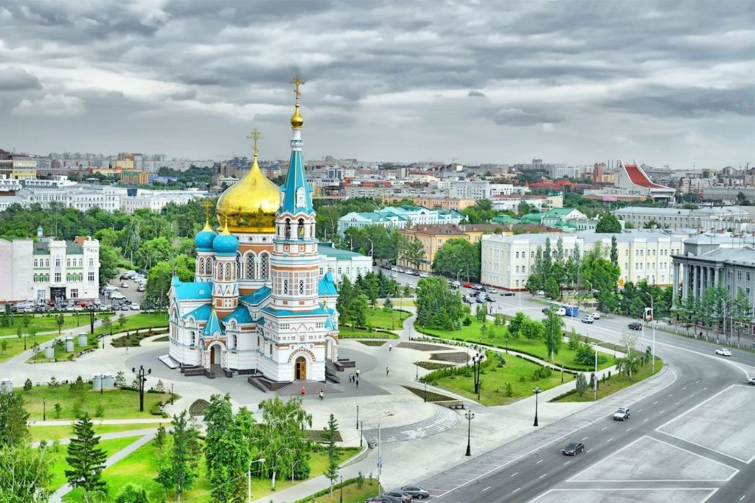 Какие есть омск. Соборная площадь Омск. Омск Соборная площадь (Омск). Омск Соборная площадь ночью. Соборная площадь Омск сверху.