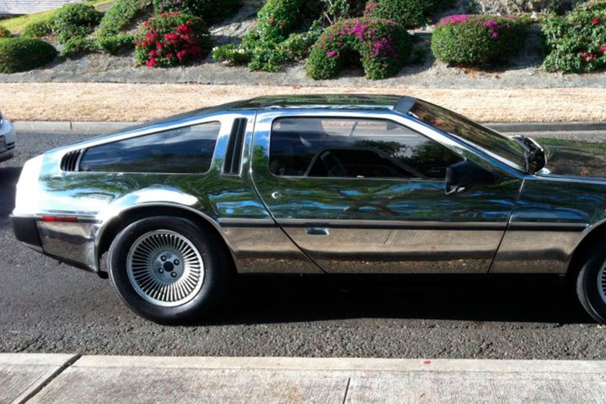 Continental iv 1967. Ford v8 1936. Ford thunderbird 1960 из нержавеющей стали. Stainless steel 1936 ford deluxe sedan. Ford v8 1936.