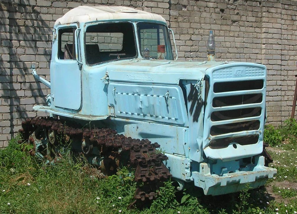 Казахстан трактор гусеничный дт 75