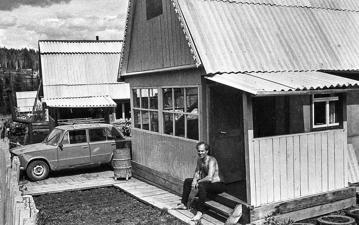 Время дачи. Советская дача. Дачи 1970. Дачи советского периода. Советские дачные домики 1980х годов.