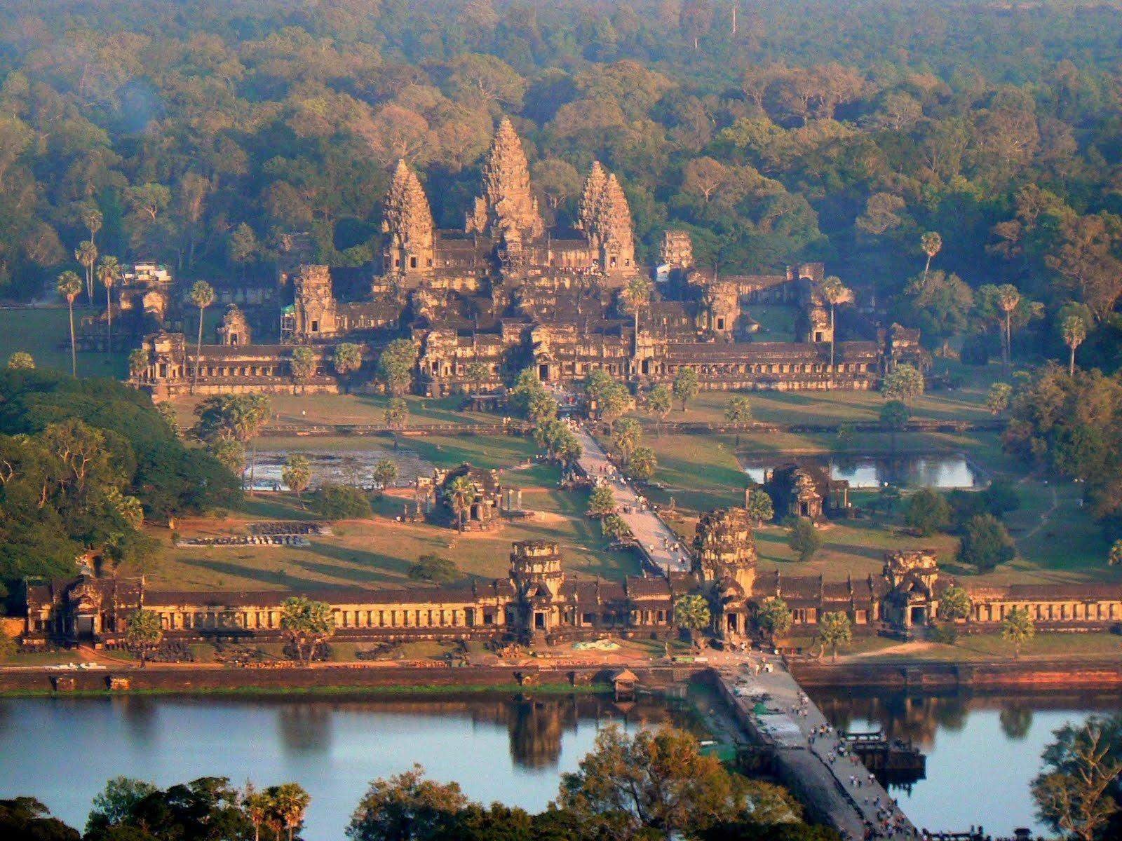 Храм в камбодже ангкор ват фото