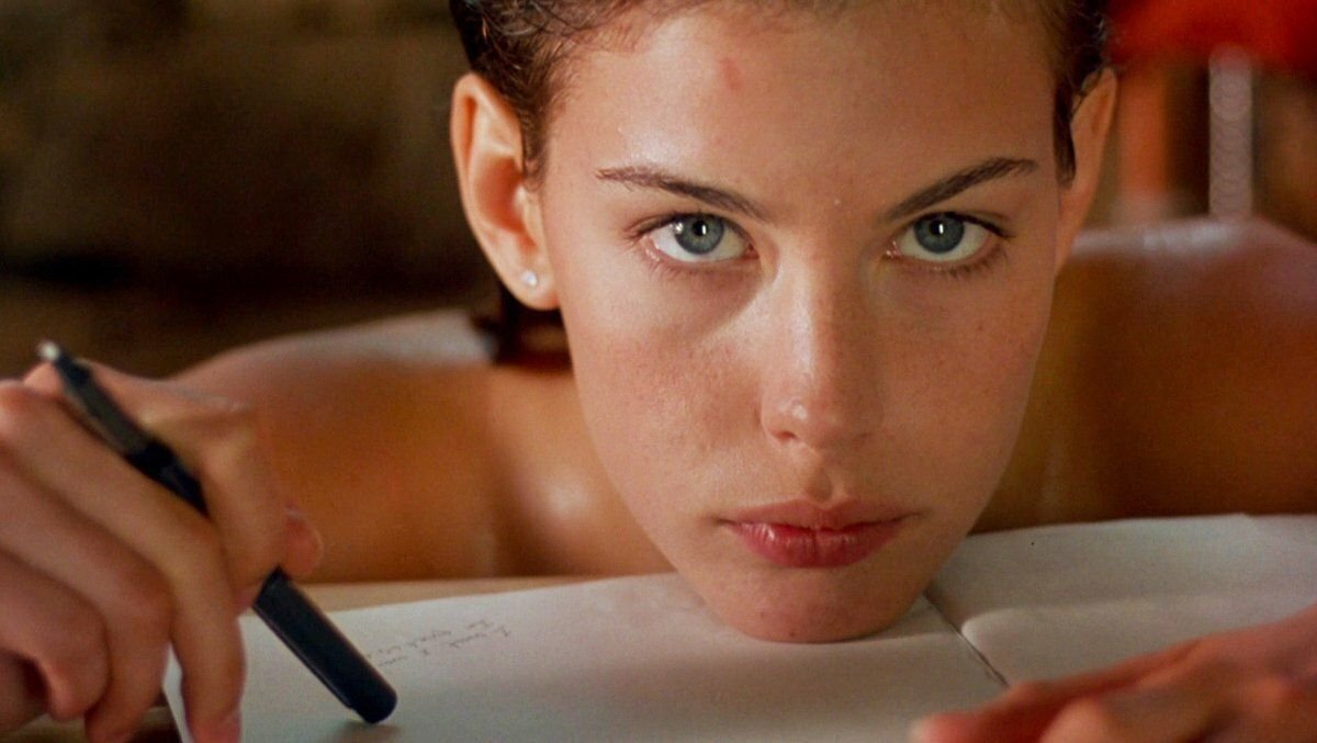 Красота 1996. Ускользающая красота / stealing Beauty (1995). Жив Тайлер Ускользающая красота. Лив Тайлер 1996. Бернардо Бертолуччи Ускользающая красота 1996.