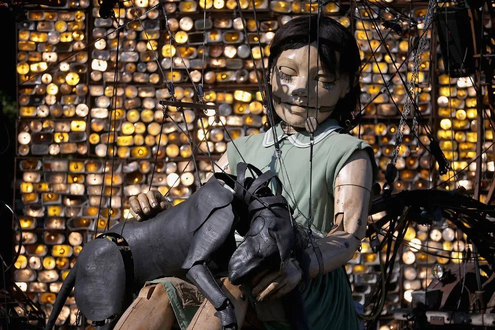 Гигантская кукла. Гигантская марионетка из Японии. Giantpuppet где это.
