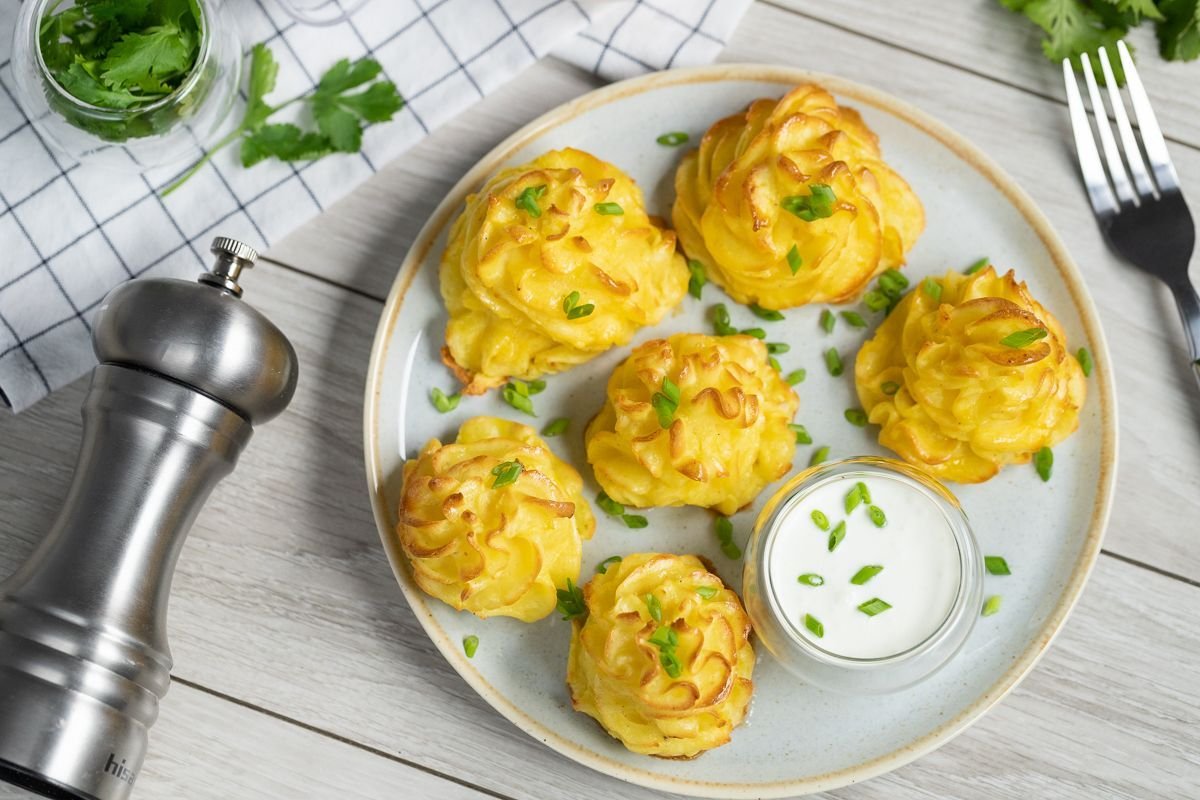 гарнир «герцогиня» из картофеля. картофель герцогиня. картофель герцогиня. картофель пюре герцогиня. картофельная герцогиня.