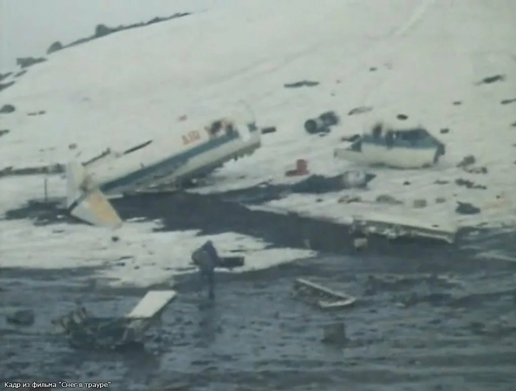 як 40 шереметьево 2000. як-40 пассажирский самолёт. катастрофа як-40 в хороге. катастрофа як-40 9 марта 2000. як 40 катастрофа в шереметьево.