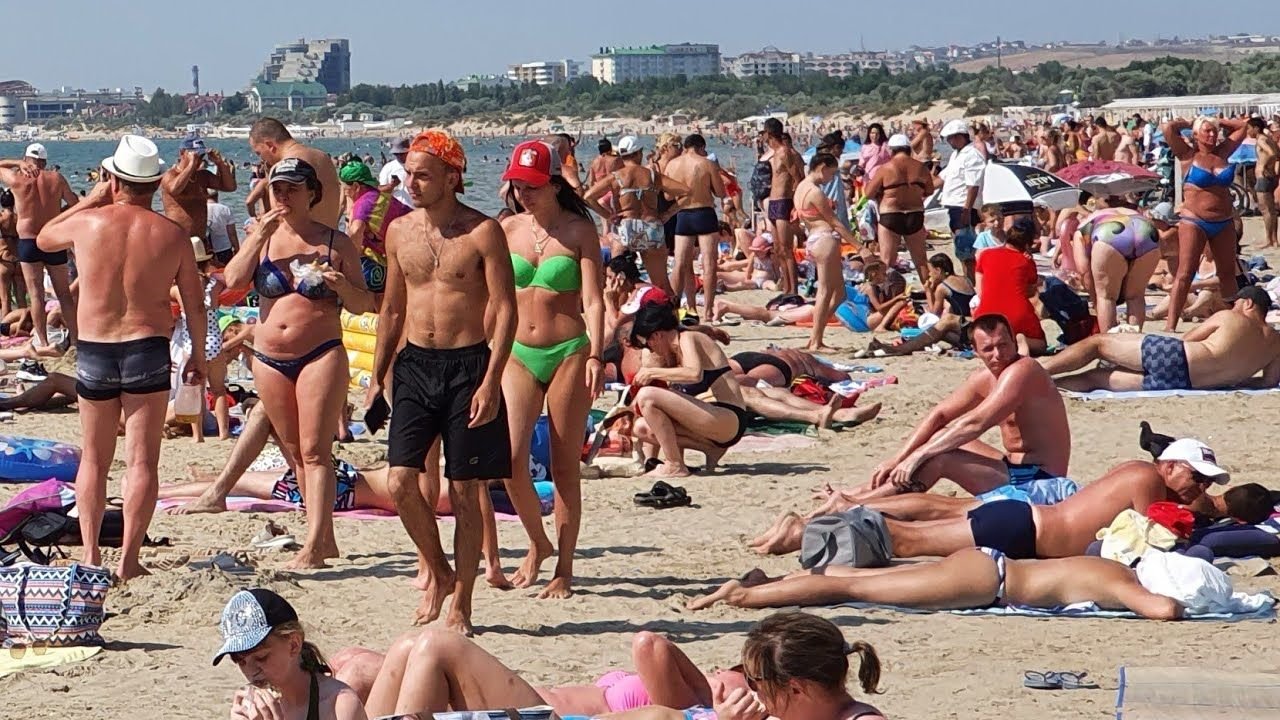 Фото пляжа анапы в сезон