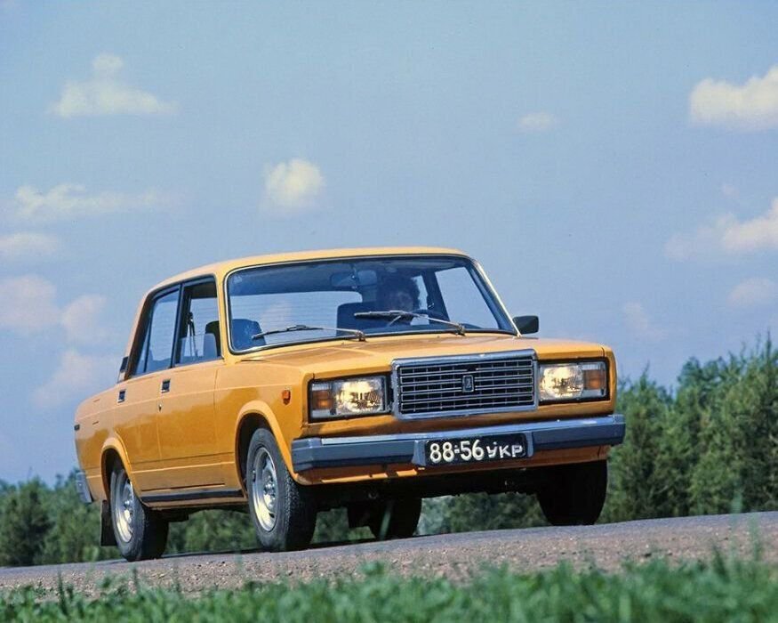 Автомобиль ваз 2107 фото. ВАЗ-2107 «Жигули». ВАЗ 2107 ранняя. Lada 2107. ВАЗ 2107 Лада Жигули.