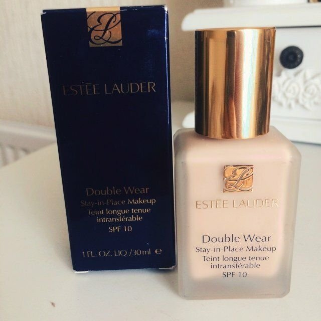 Estee lauder stay in place тональный