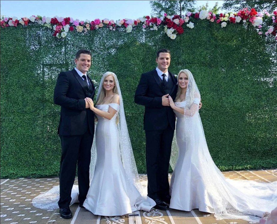 совместная свадьба. две свадьбы. совместная свадьба двух пар. совместная свадьба. 2 свадьбы вместе.