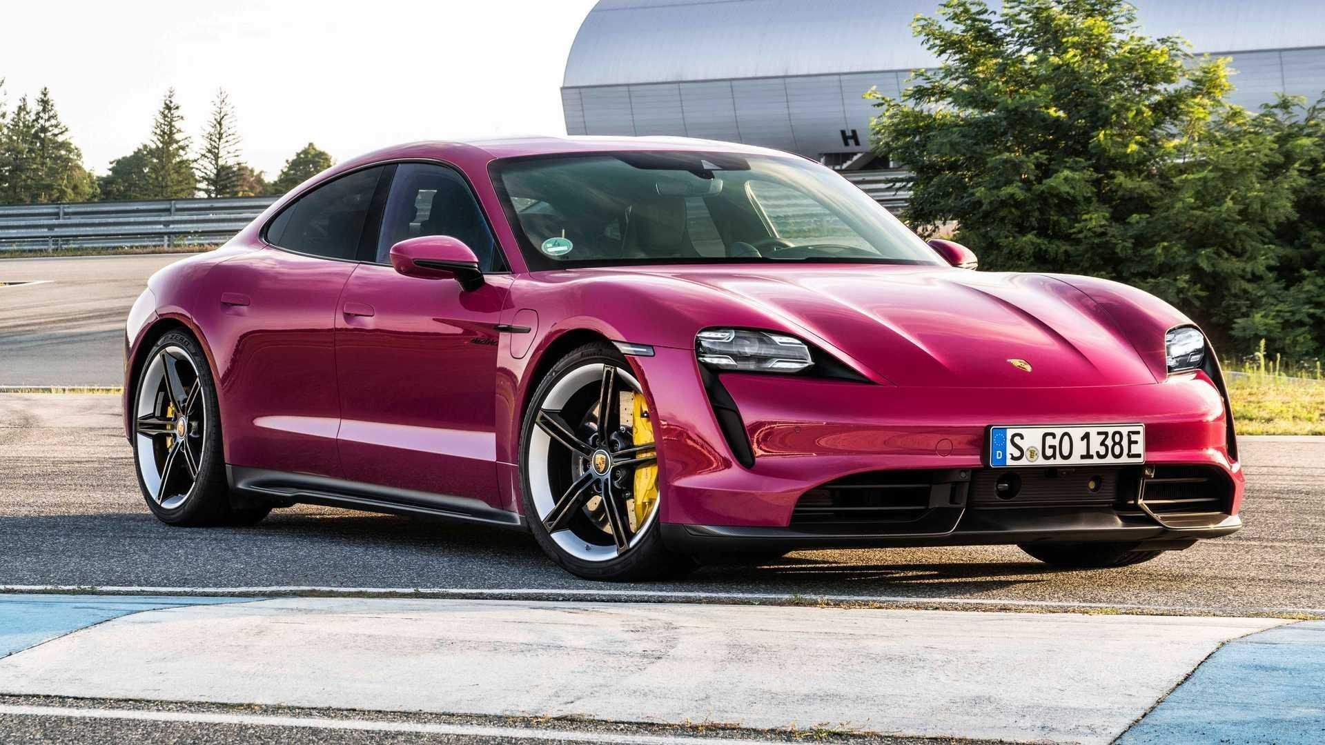 Нова цвет. Taycan 2022. Porsche Taycan Turbo s 2022. Porshe 911 Taycan. Porsche Порше 2022.