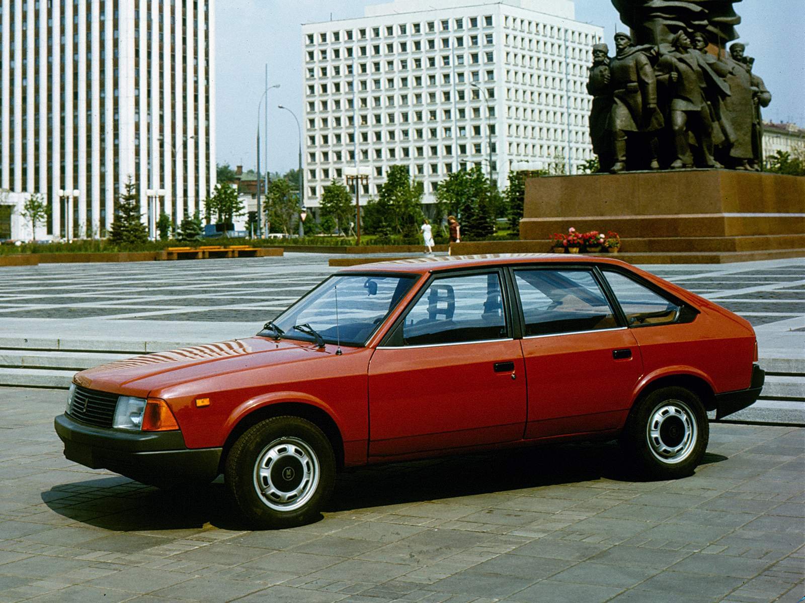 Машина москвич 2141