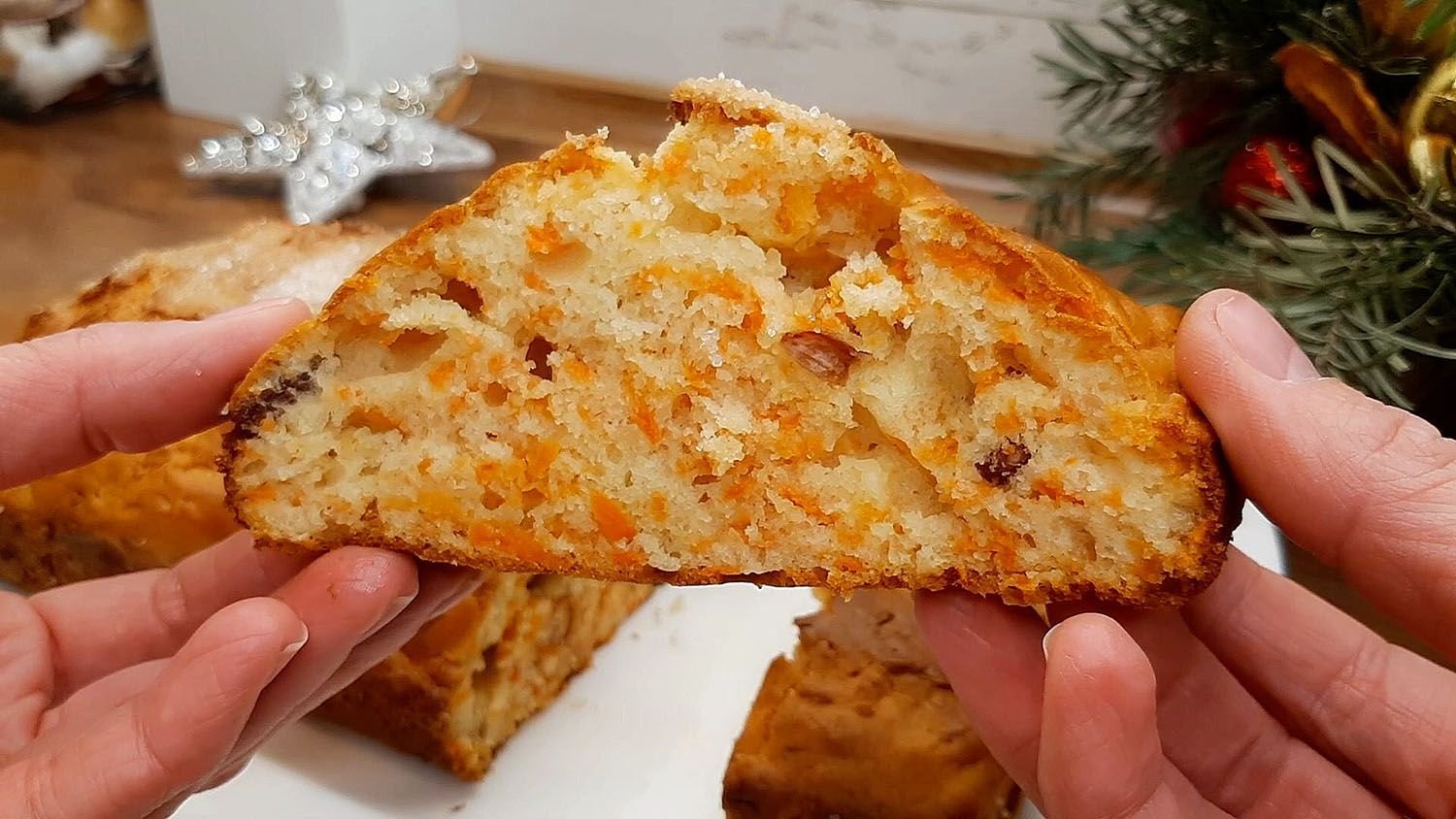 Морковный кекс с глазурью для домашнего чаепития
