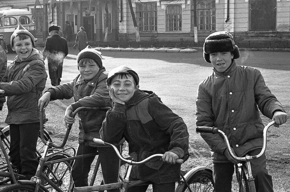 Детства счастливые годы. Наше счастливое детство в СССР. Детство СССР 80е Москва. Счастливое советское детство. Счастливое детство советских детей.