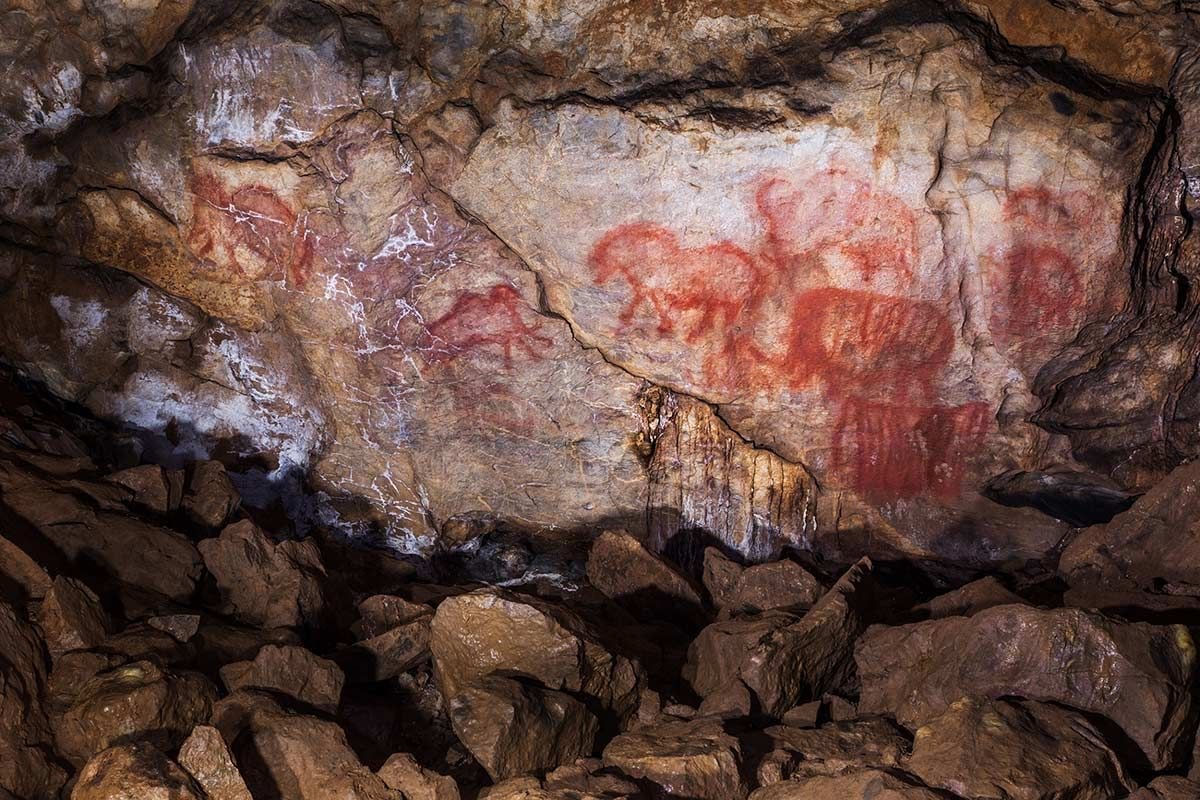 Рисунки в каповой пещере фото