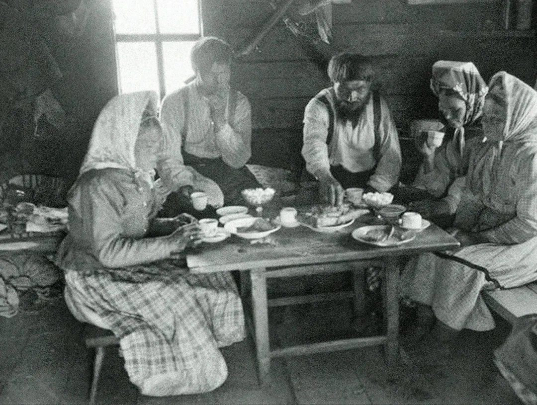 Стол в толковом словаре